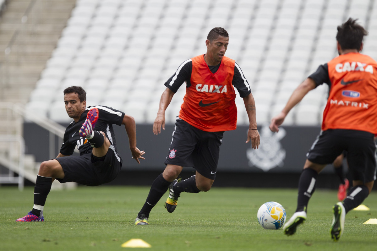 Durante o treino desta tarde na Arena Corinthians, zona leste da cidade. O prximo jogo da equipe ser contra o Corinthian Casuals, da Inglaterra, sbado, dia 24/01, na Arena Corinthians, em homenagem ao co-irmo