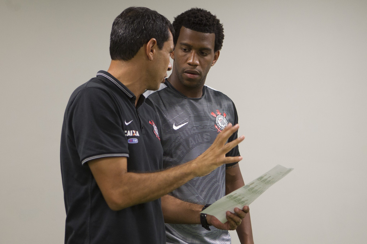 Nos vestiários antes do jogo realizado esta tarde na Allianz Arena entre Palmeiras x Corinthians, jogo válido pela 3ª rodada do Campeonato Paulista de 2015
