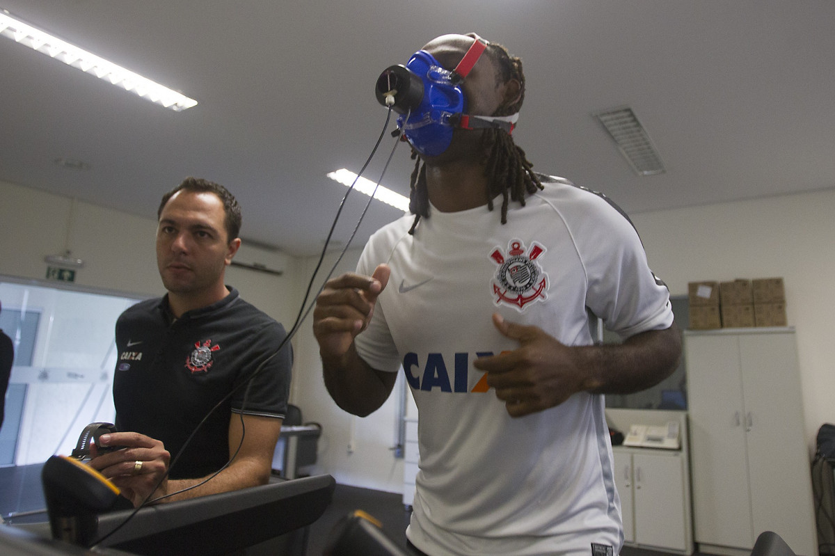 O atacante Wagner Love faz exames cardiologicos esta tarde no CT Joaquim Grava. O prximo do time ser sbado dia 14/02 contra o Botafogo/RP, na Arena Corinthians, vlido pela 4 rodada do Campeonato Paulista de 2015