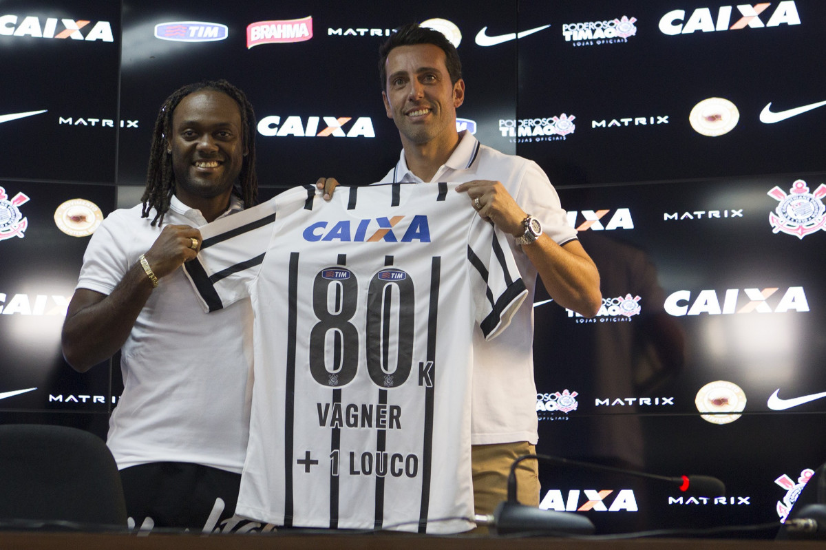 Durante o treino desta tarde no CT Joaquim Grava, localizado no Parque Ecológico do Tiete, zona leste da cidade. O próximo jogo será amanhã, sábado dia 14/02 contra o Botafogo/RP, na Arena Corinthians, válido pela 5ª rodada do Campeonato Paulista de 2015