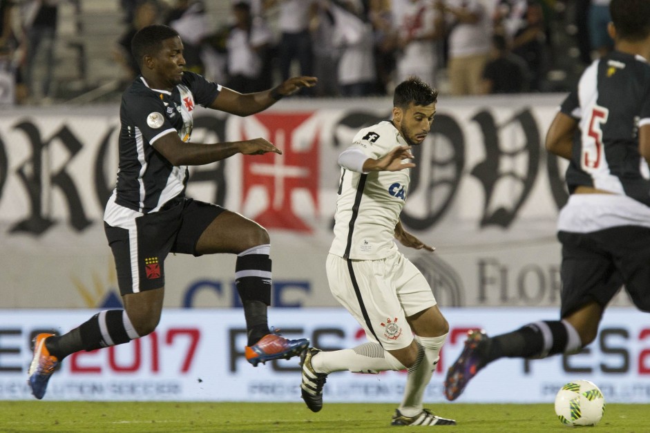Camacho em jogada contra o Vasco da Gama pela semifinal da Flórida Cup