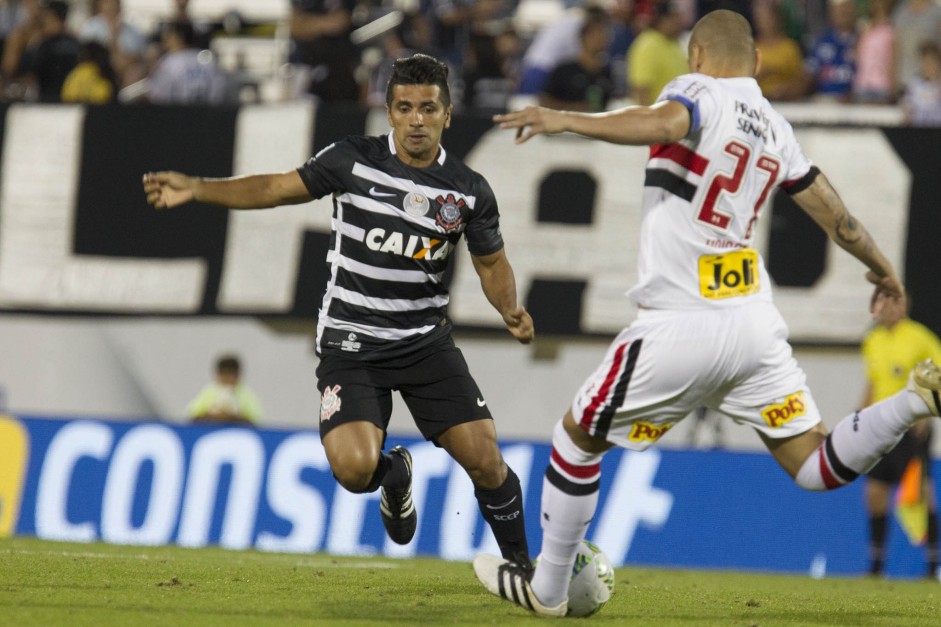 Guilherme em jogada contra o So Paulo pela final da Flrida Cup 2017