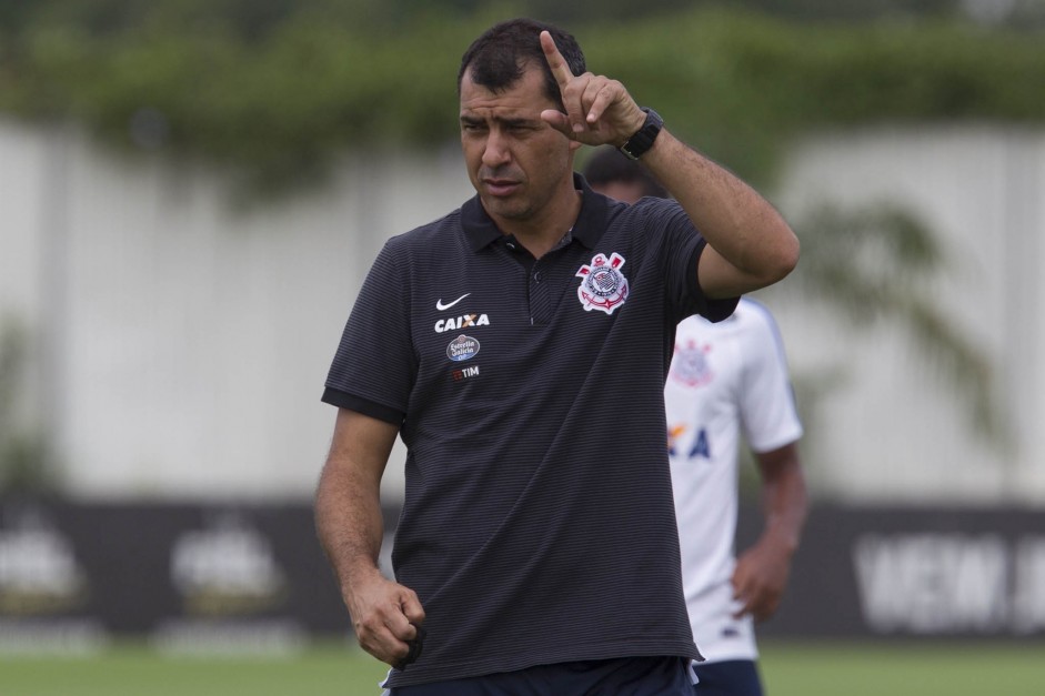 Fbio Carille confirmou a escalao do Corinthians