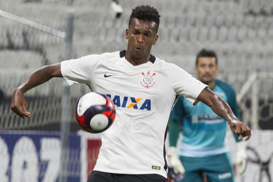 Jô enalteceu postura do Corinthians diante da Caldense em Poços de Caldas-MG Jô enalteceu postura do Corinthians diante da Caldense em Poços de Caldas-MG