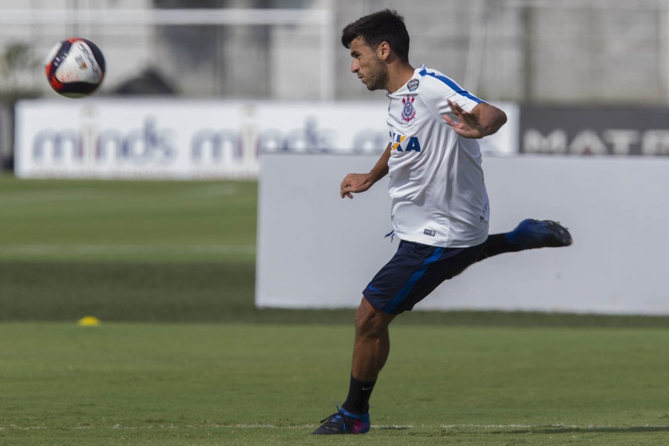 Camacho no treino da tarde no CT Joaquim Grava