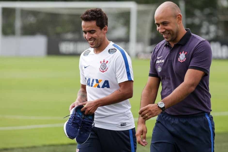 Jadson est liberado para atuar pelo Corinthians