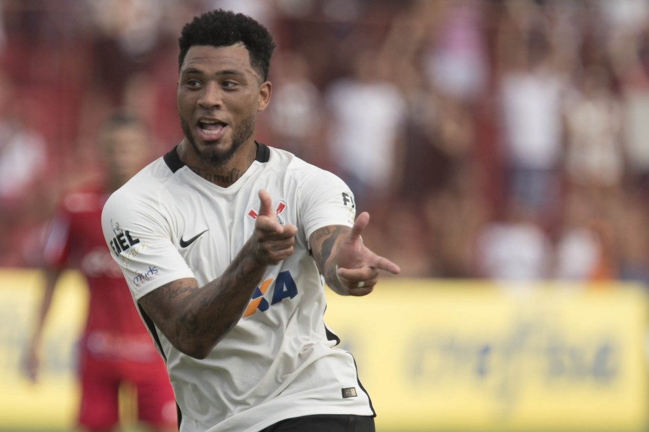 Com Kazim no ataque, Timão pega Sport no último jogo em 2017 Com Kazim no ataque, Timão pega Sport no último jogo em 2017