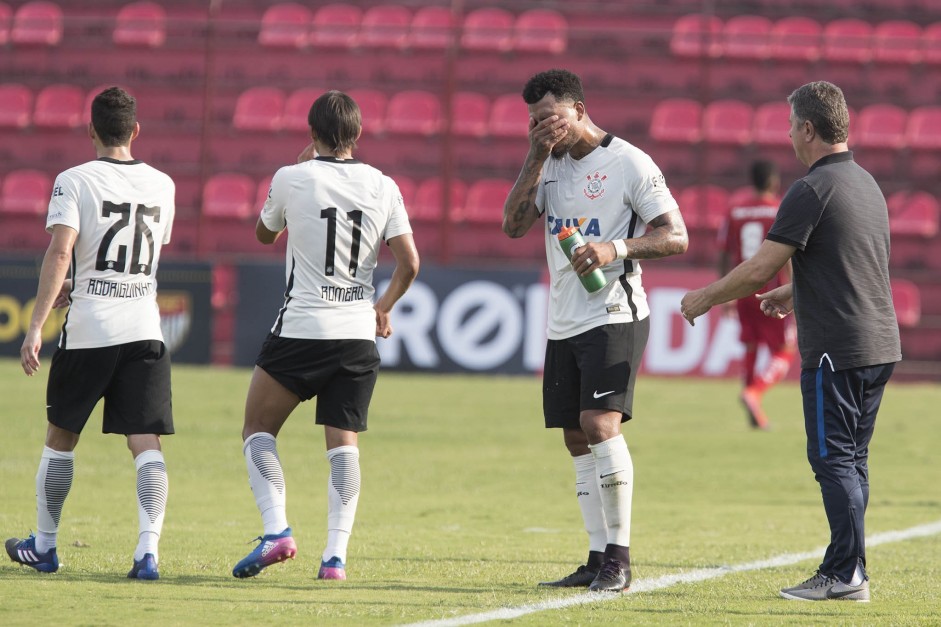 Corinthians pode passar por modificaes em sua escalao titular