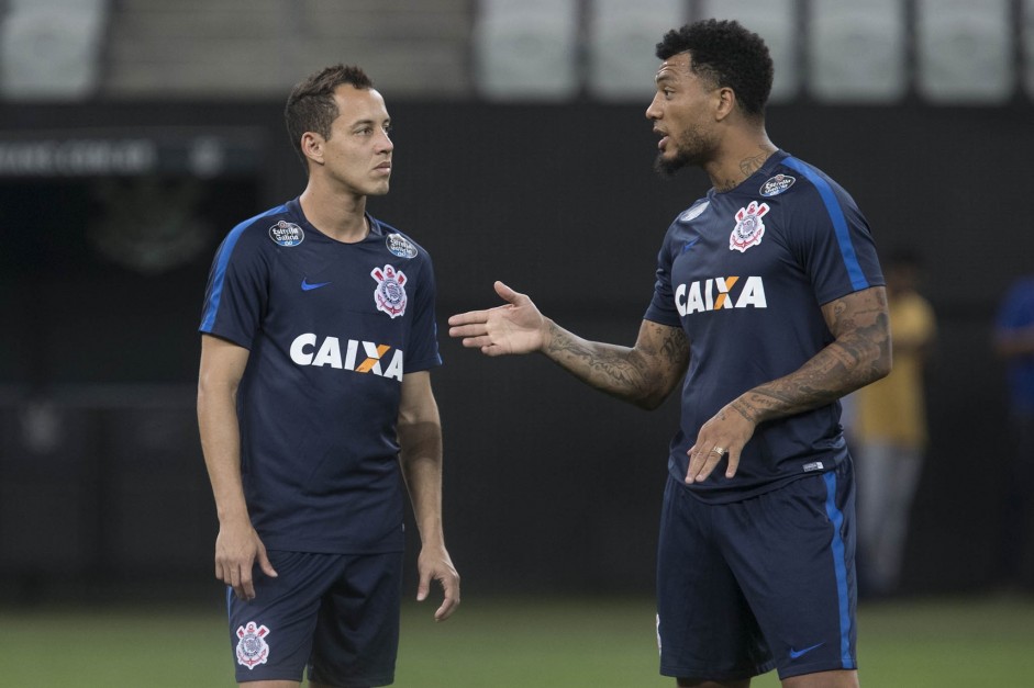 Rodriguinho e Kazim esto garantidos no clssico contra o Palmeiras