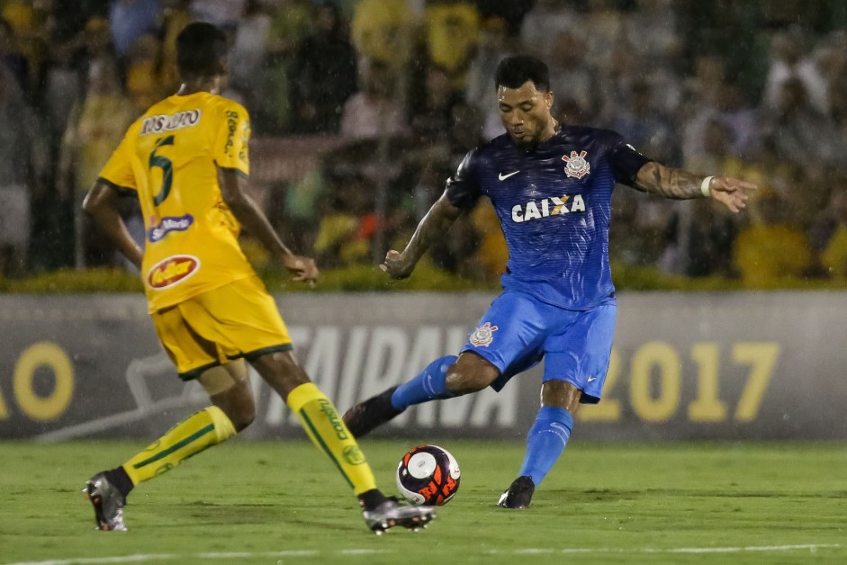 Kazim participou de dois, dos três gols do Corinthians contra o Mirassol