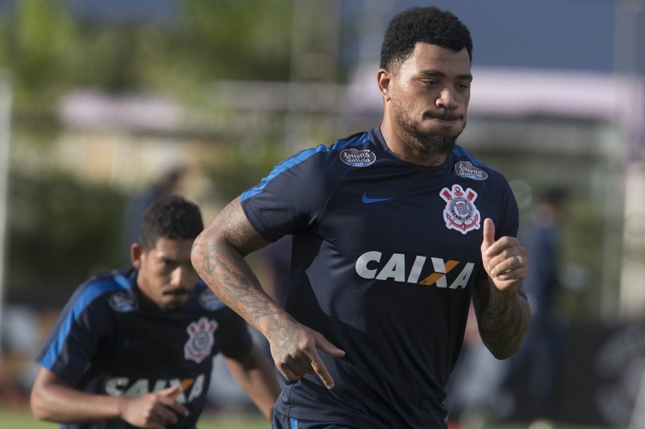 Com contusão no joelho, Kazim só voltará no início de abril Com contusão no joelho, Kazim só voltará no início de abril