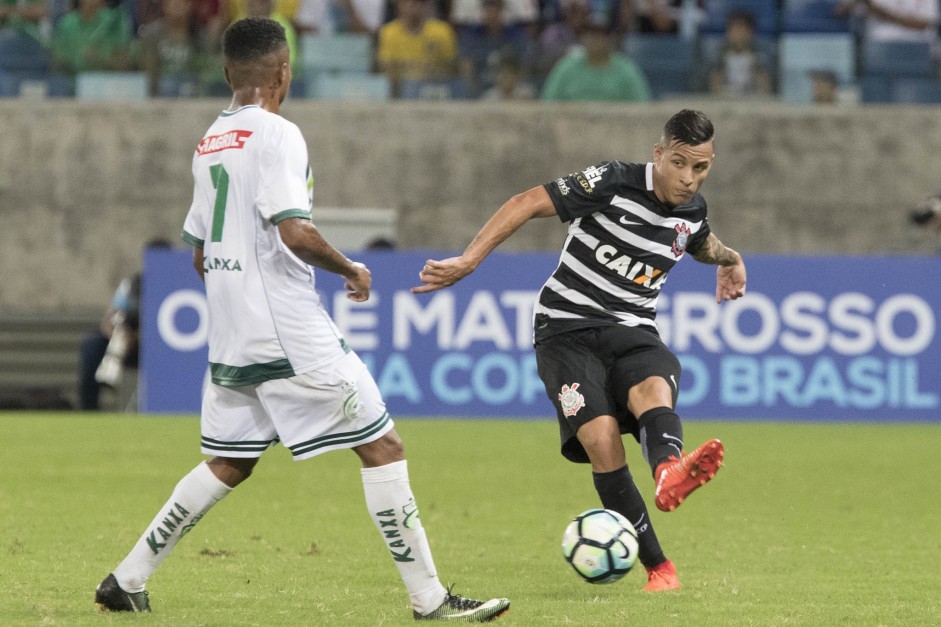 Guilherme Arana fez mais uma ótima partida diante do Luverdense na Arena Pantanal