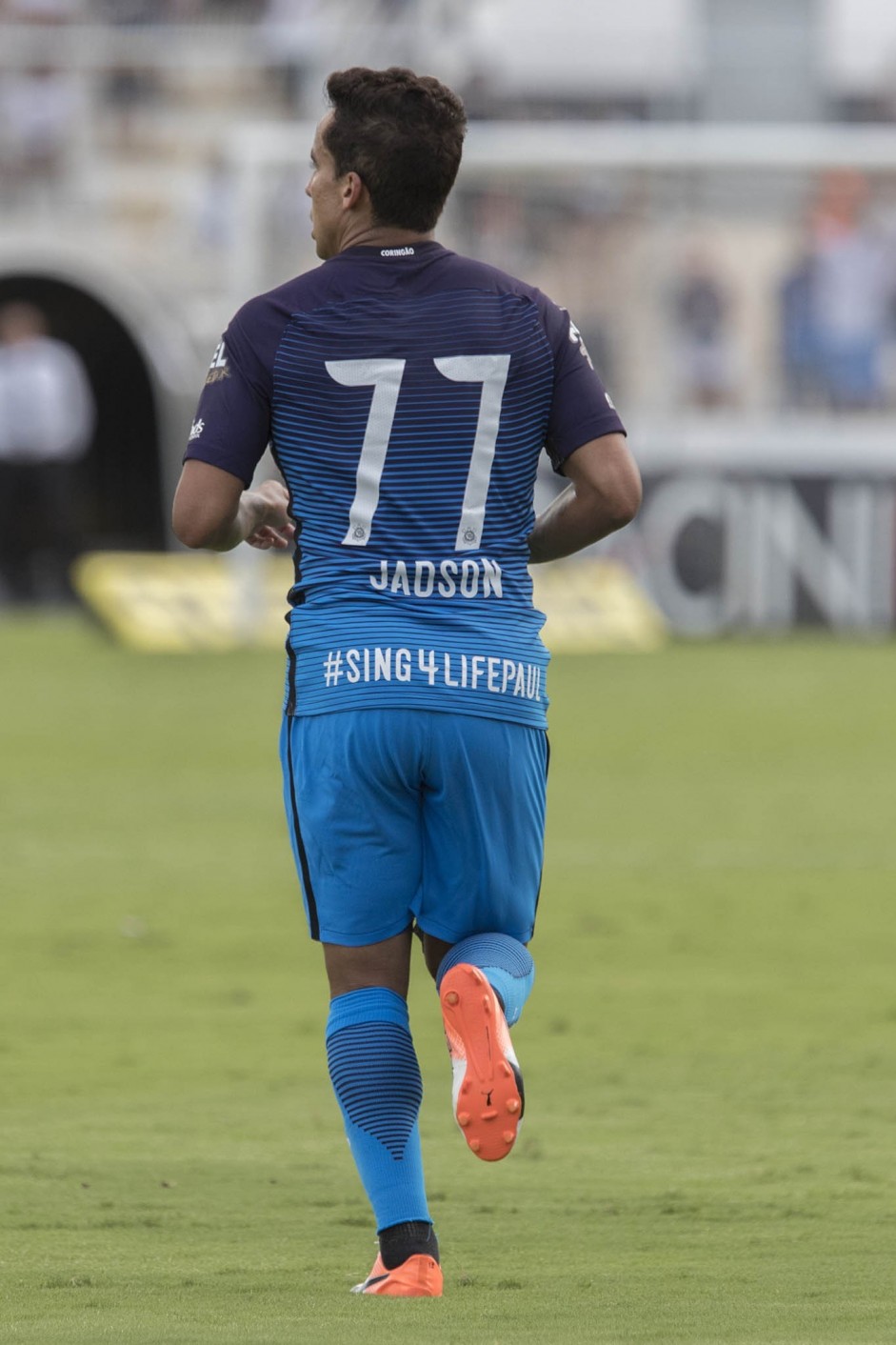 Jadson durante jogo contra a Ponte Preta, pelo Campeonato Paulista