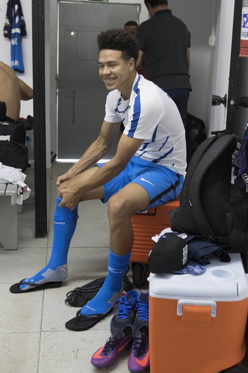 Marquinhos Gabriel no vestiário do Moisés Lucarelli antes do jogo contra a Ponte Preta