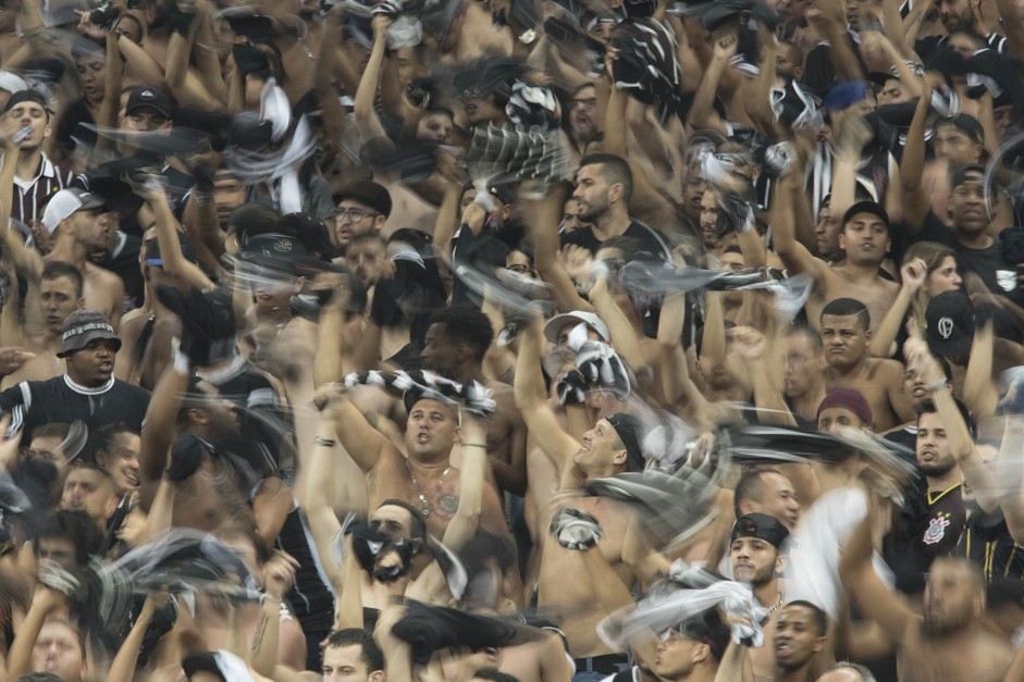 Corinthians possui a terceira maior mdia de pblico do pas em 2017