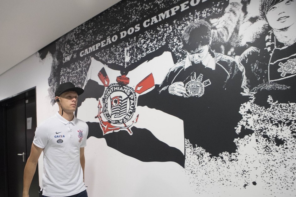 Marlone antes da partida contra o Luverdense, pela Copa do Brasil