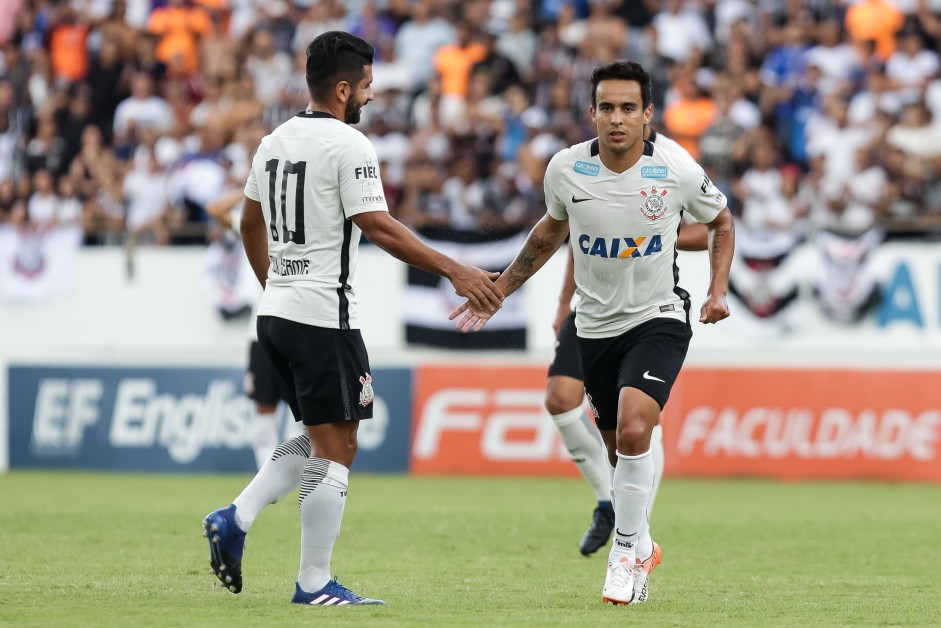 Jadson assume a camisa 10 de Guilherme na Sul-Americana