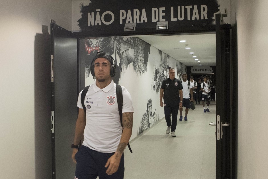 Gabriel no vestiário da Arena Corinthians