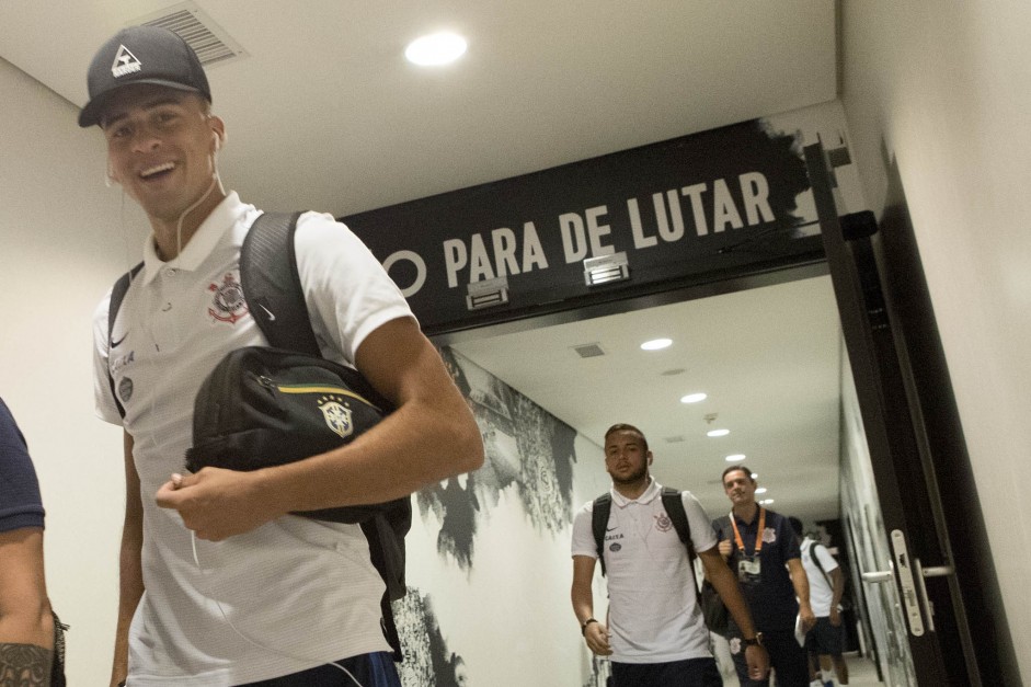 Maycon no vestiário da Arena Corinthians
