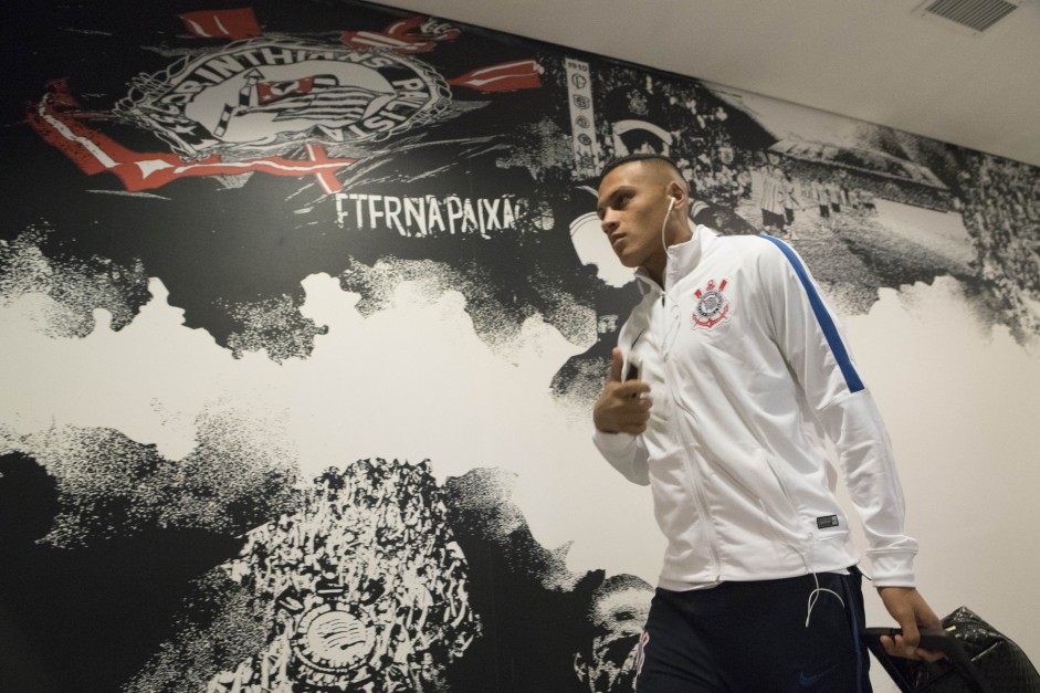 Léo Jabá antes da partida contra o Linense pelo Campeonato Paulista