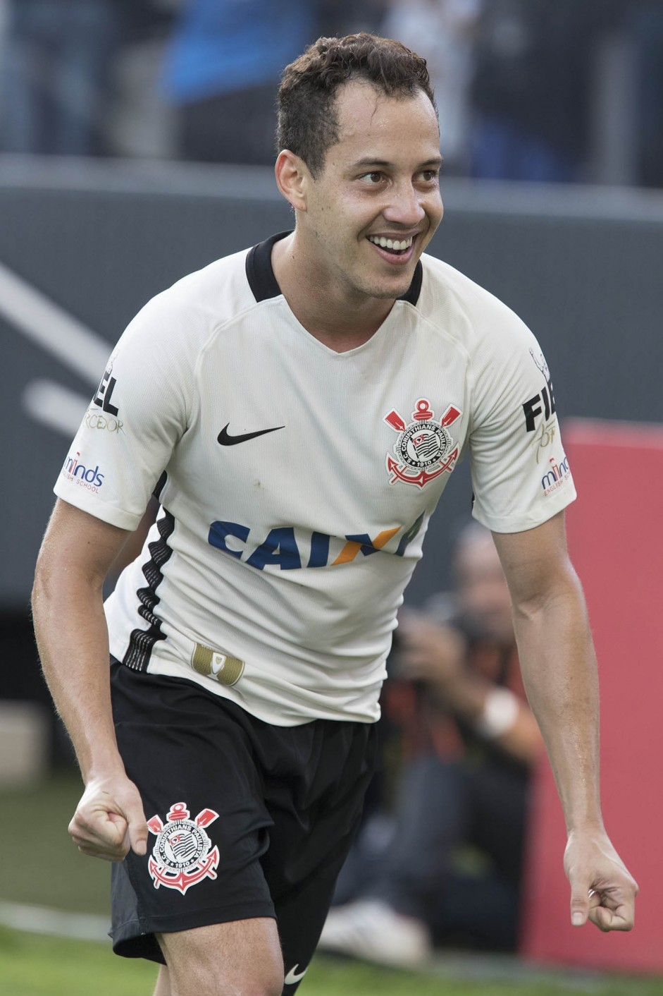 Rodriguinho marcou o gol que garantiu a vitria nas quartas de final contra o Botafogo-SP