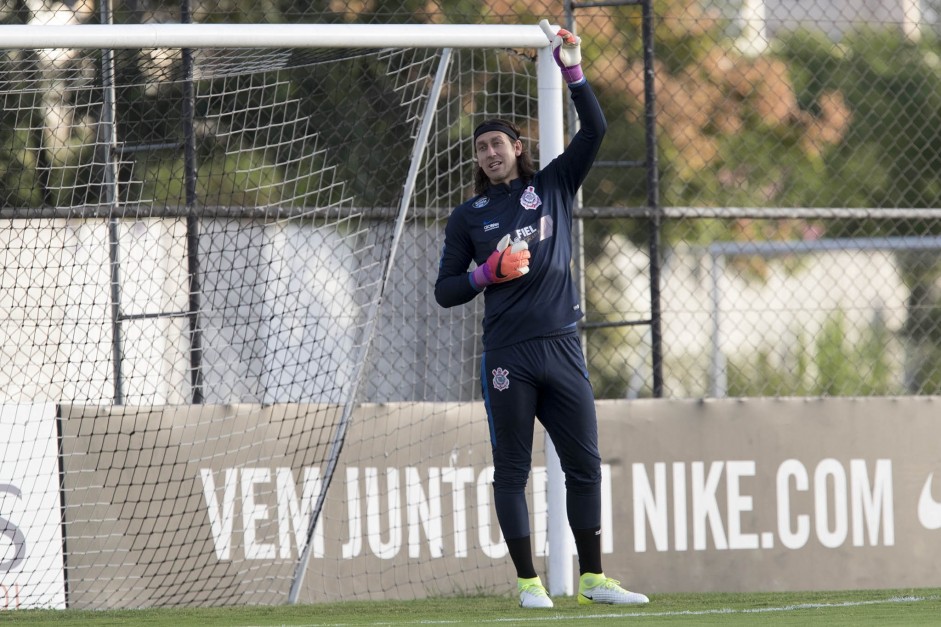 Goleiro Cássio será titular contra o Internacional, na Arena