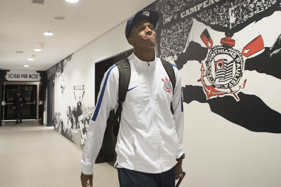 Jô chegando à Arena para enfrentar o Internacional, pela Copa do Brasil