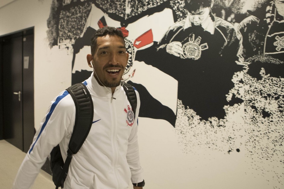 Léo Príncipe chegando à Arena para enfrentar o Internacional, pela Copa do Brasil