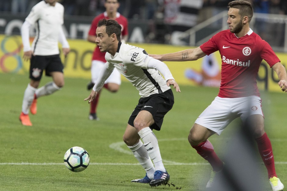 Rodriguinho, apesar da dvidas, foi titular contra o Internacional, na Arena