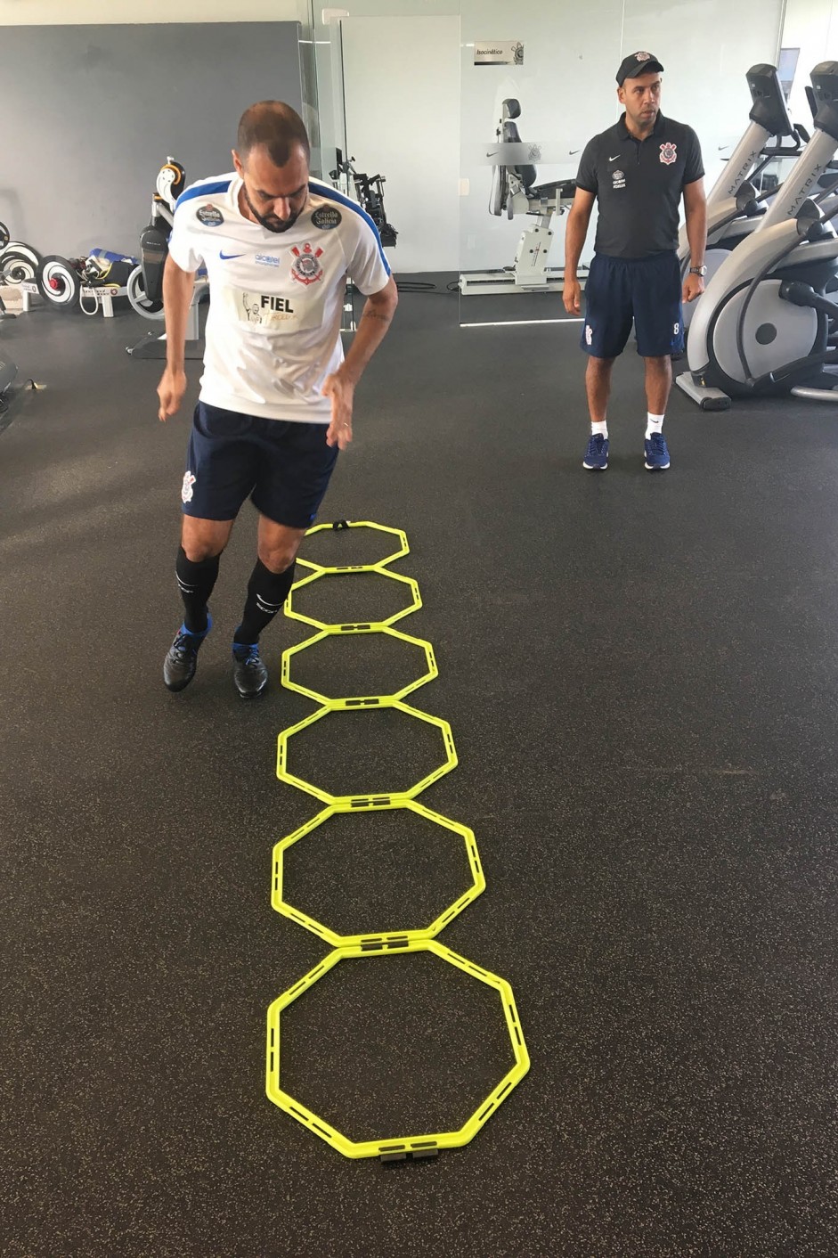 Danilo já está pronto para reestrear