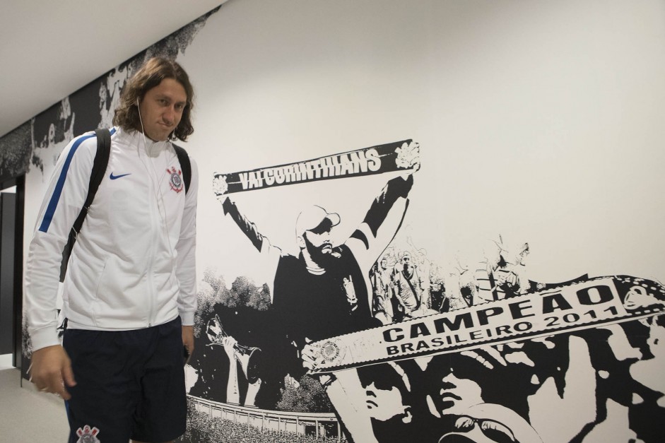 Cssio na sua chegada  Arena antes da semifinal contra o So Paulo