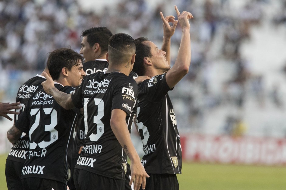Corinthians venceu bem em sua última visita ao Moisés Lucarelli, lotado para a final do Paulistão Corinthians venceu bem em sua última visita ao Moisés Lucarelli, lotado para a final do Paulistão
