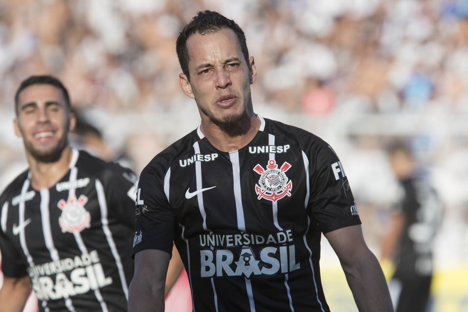 Rodriguinho marcou dois, dos trs gols do Corinthians contra a Ponte
