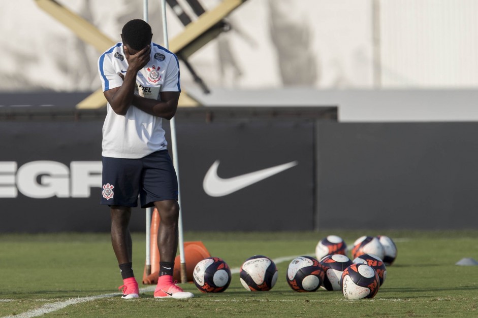 Mendoza no deve mais entrar em campo com a camisa do Corinthians