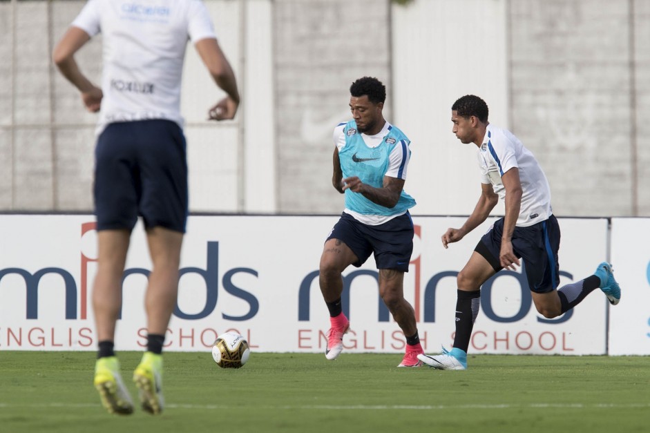 Corinthians entra em campo neste domingo, contra a Ponte Preta