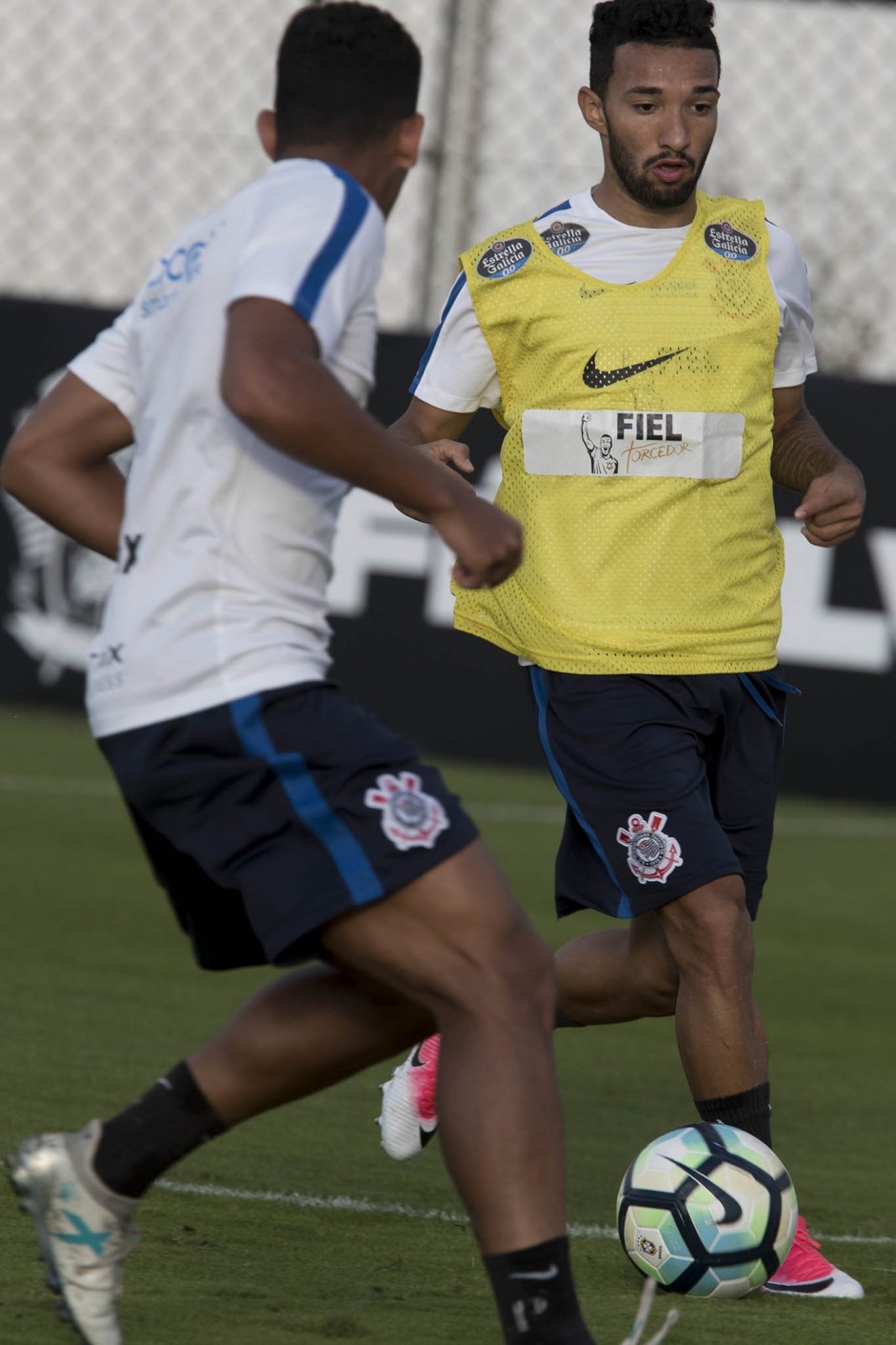 Clayson treina na reapresentao do Corinthians aps empate na Colmbia