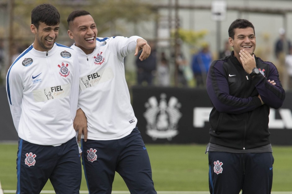 Camacho e Léo Jabá no treino deste sábado. Olha o sorriso dos garotos!