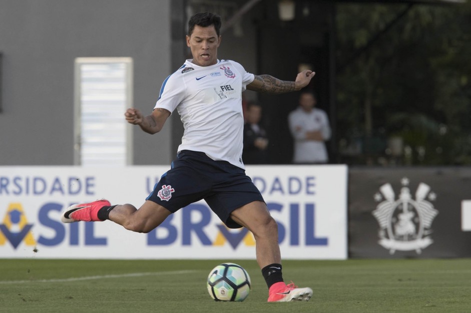 Giovanni Augusto ser titular neste domingo