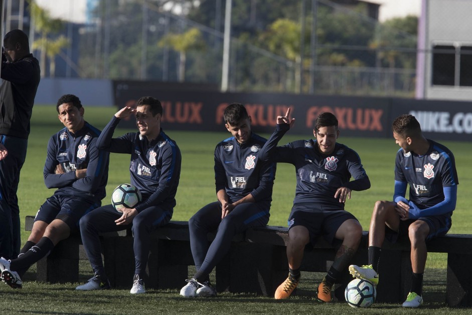 Jogadores do Corinthians tm motivos de sobra para comemorar