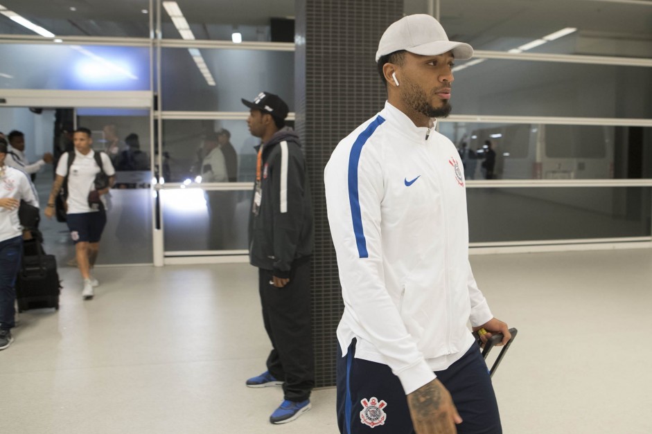 Kazim chegando  Arena para enfrentar o Botafogo