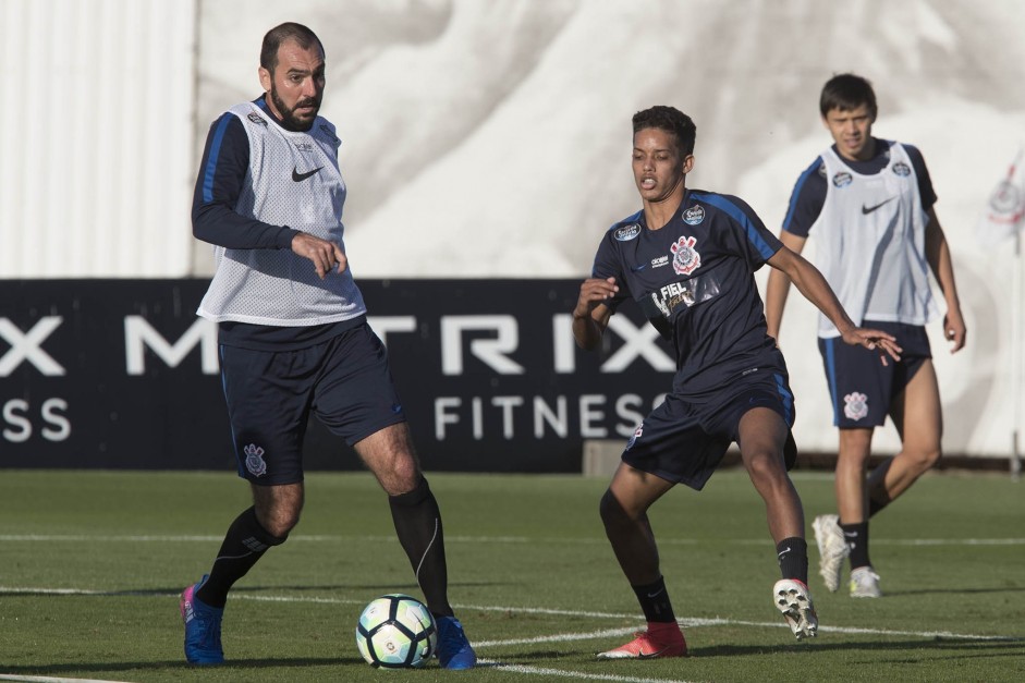 Pra matar a saudade do Danilo, só vendo ele no treino com bola