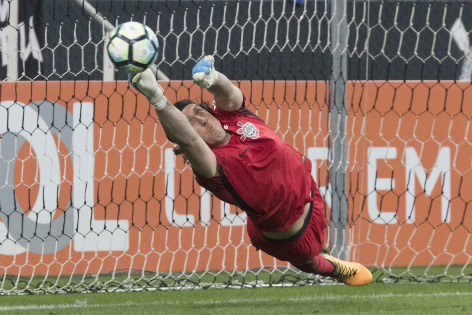 Goleiro foi um dos trs goleiros convocados por Tite