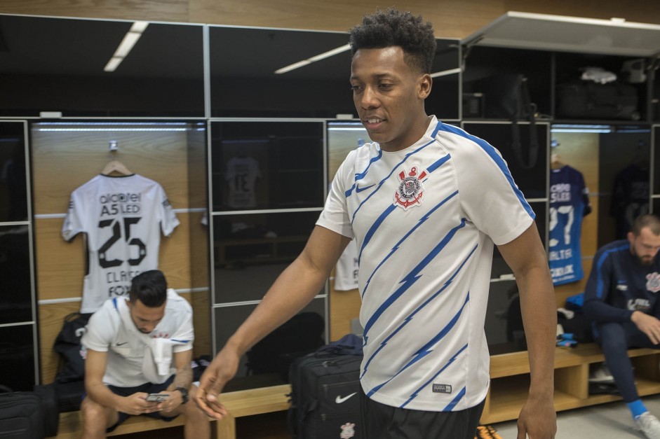 Moisés não fazia parte dos planos de Carille para a temporada Moisés não fazia parte dos planos de Carille para a temporada