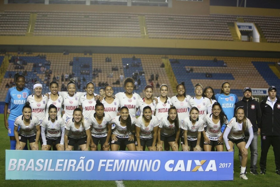Foto oficial das meninas do Timão para a semifinal contra o Rio Preto