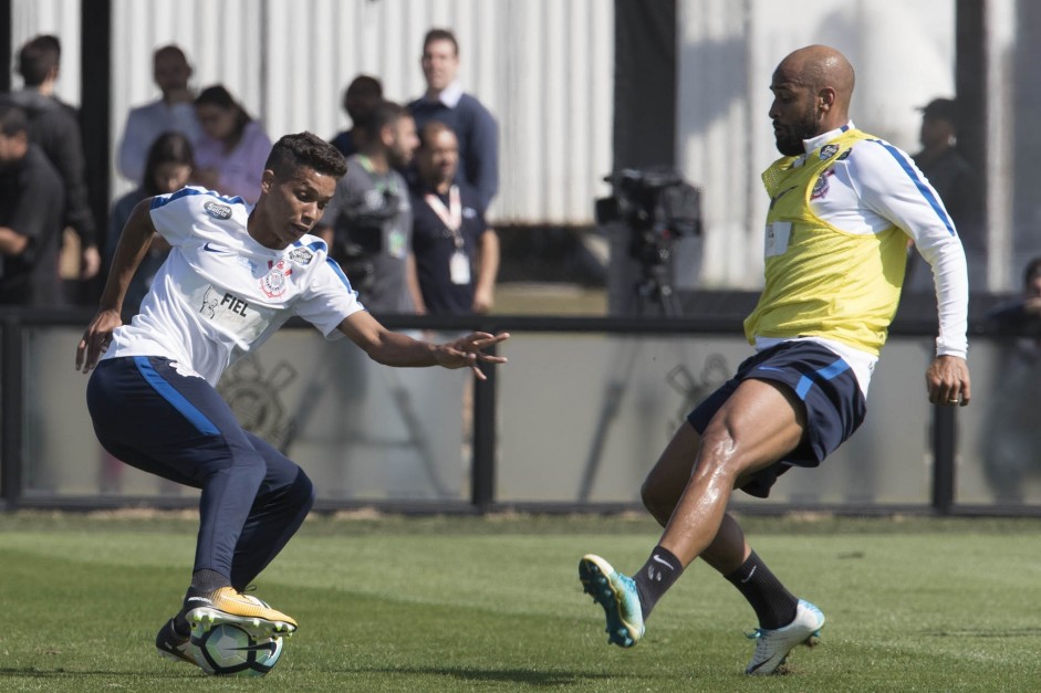 Pedrinho e Fellipe Bastos no treino de hoje