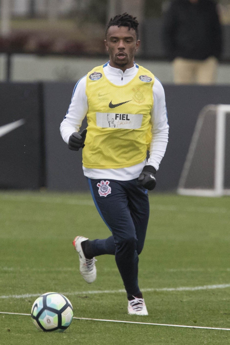 Paulo Roberto durante treino desta tarde