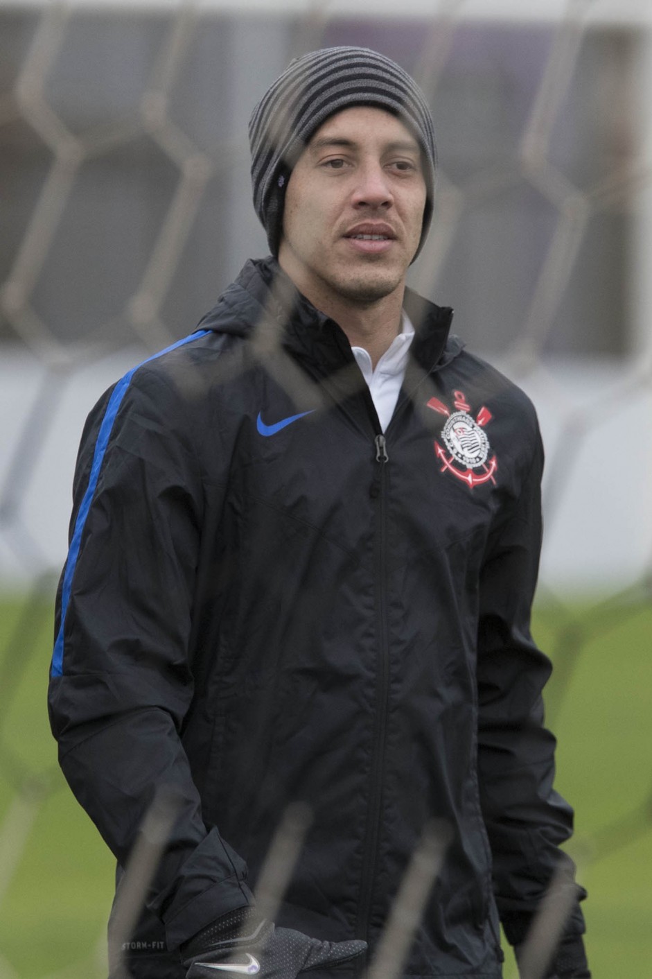 Rodriguinho deve ser titular contra o Avaí amanhã