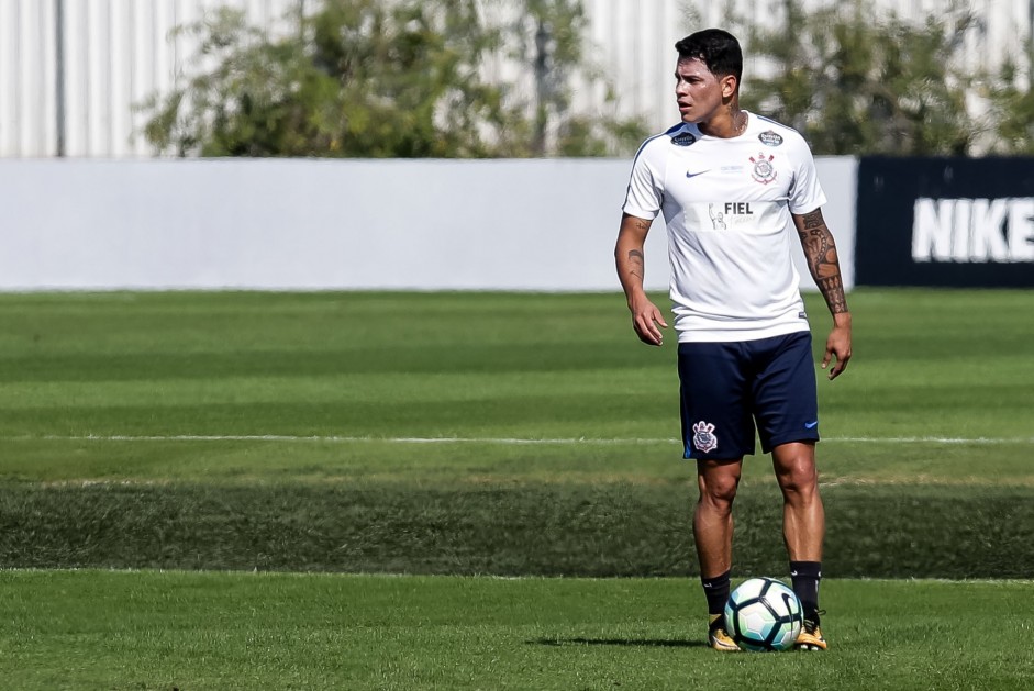Giovanni Augusto no treino da manhã antes do embarque para o Rio
