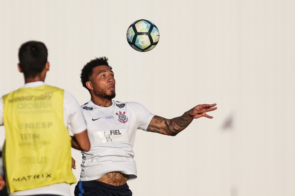 Kazim no treino após partida contra o Avaí