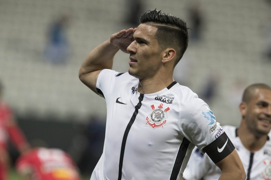 Balbuena segue sem renovação definida no Corinthians Balbuena segue sem renovação definida no Corinthians
